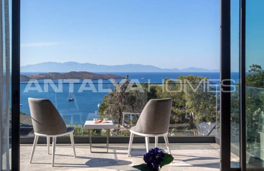 Apartments with Direct Access to the Beach in Bodrum