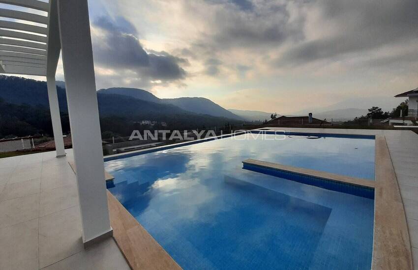 Luxurious Home in Seydikemer, Perfect for Short-term Rentals 16