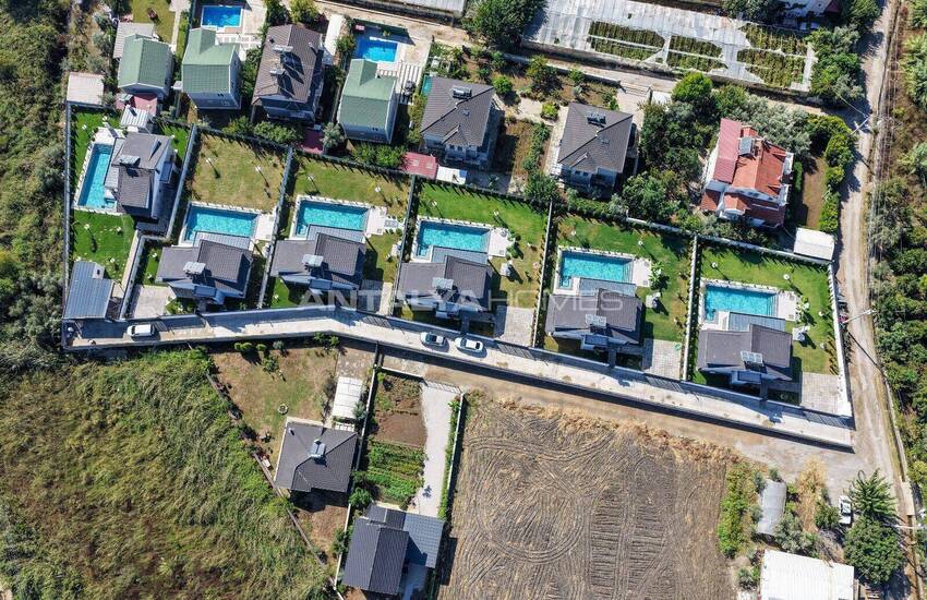 منازل منفصلة في مجمع مع مسبح في شاليش فتحية 9