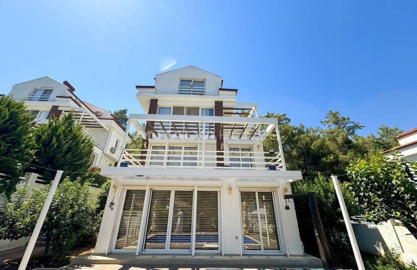 خانه ای زیبا با استخر در اولودنیز فتحیه 1