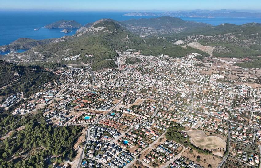 ویلای لوکس با پتانسیل درآمد اجاره در فتحیه 10