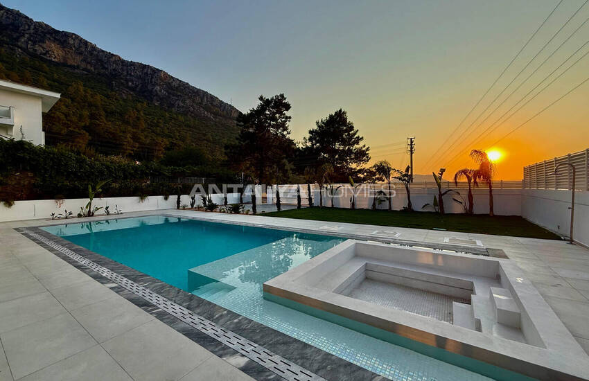 Moderne Stijlvolle Villa Omringd Door Natuur In Ölüdeniz 4