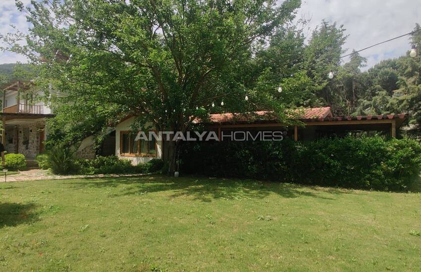 خانه روستایی سرمایهگذاری در زمین درجه یک در فتحیه 12