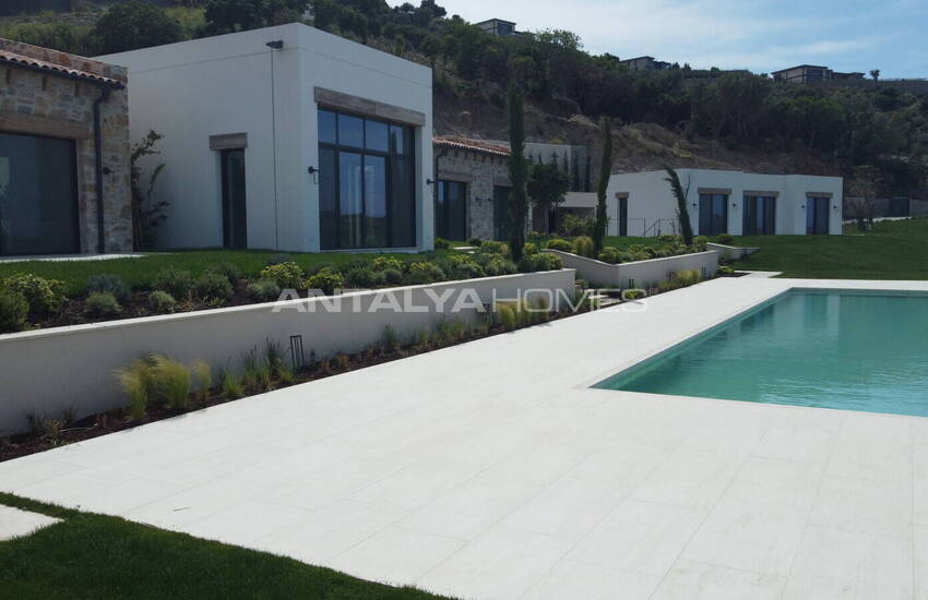 Haus Mit Meerblick Und Garten In Yalikavak Bodrum 11
