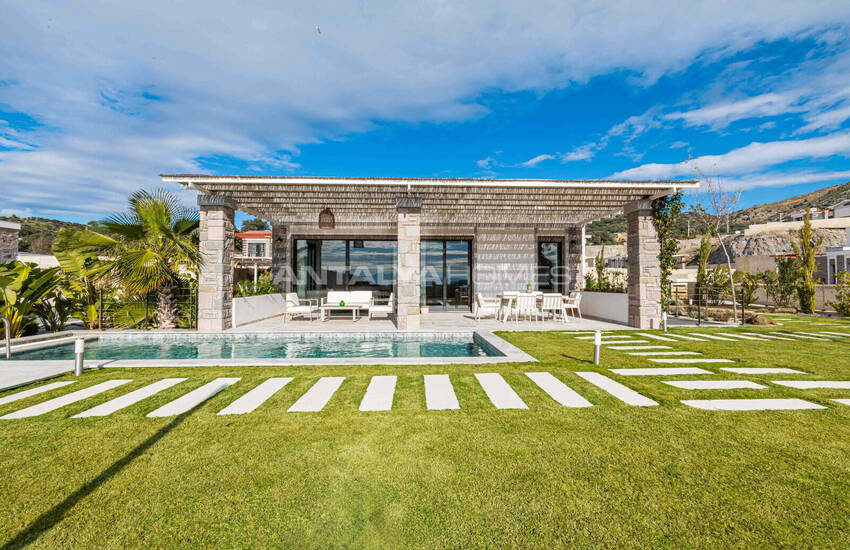 Дома с частными бассейнами и большими садами в Бодруме Мугла 1