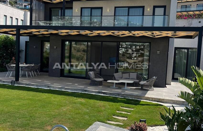 خانه‌هایی با استخر خصوصی و منظره دریا در بدروم گوموشلوک 3