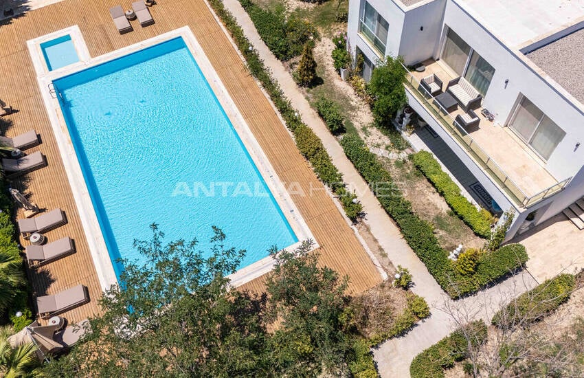 شقق مطلة على البحر للبيع في ياليكافاك بودروم 3