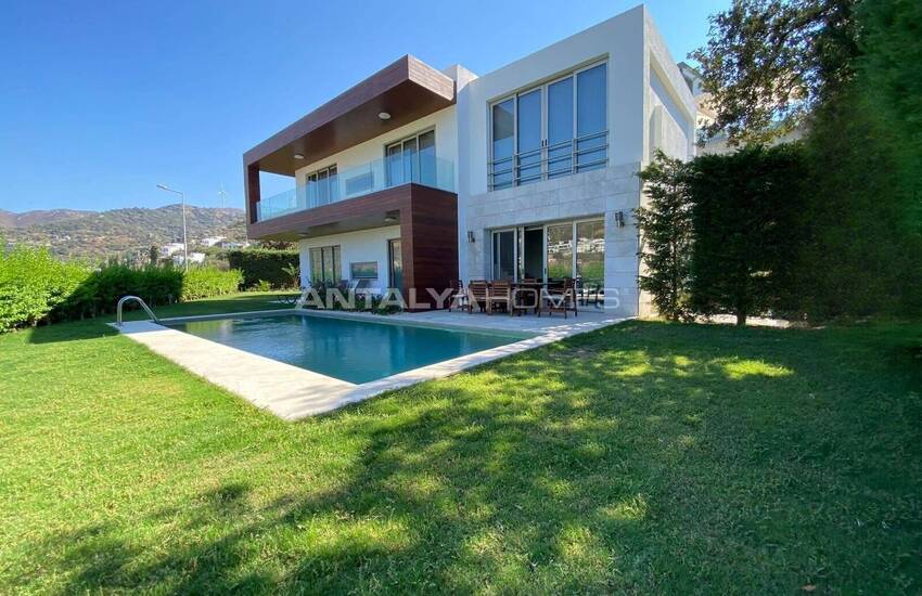Villa Avec Vue Sur La Mer Et Piscine À 400 M De La Mer À Bodrum 3