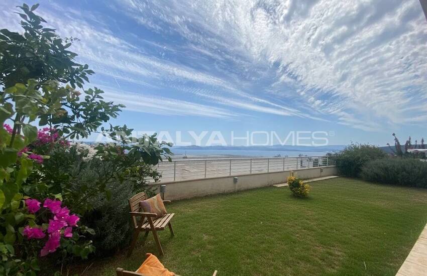 Sea-view Flat in a Complex with Private Beach in Muğla Milas 11