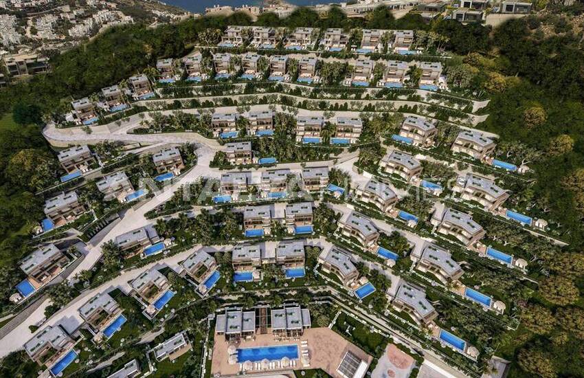 Bodrum'da Plaj Erişimi Olan Komplekste Havuzlu Evler 7