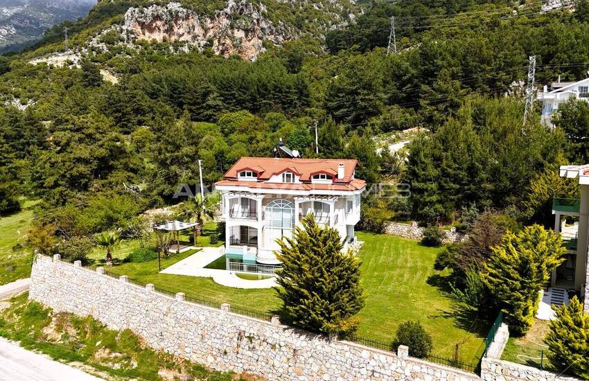 منزل على قطعة أرض مساحتها 1500 متر مربع في فتحية أولودينيز 3