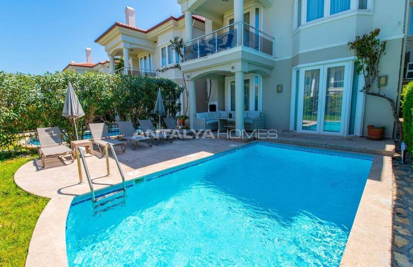 خانه بزرگ با استخر و باغ خصوصی در فتحیه 6