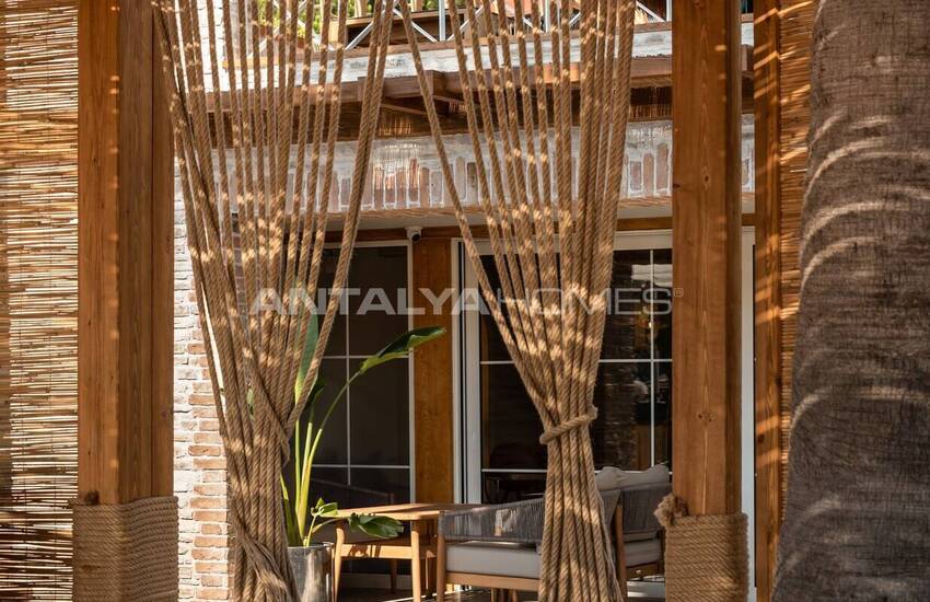 Bodrum'da Satılık Tam Donanımlı Denize Sıfır Otel 9