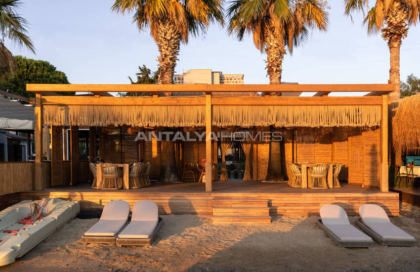 Bodrum'da Satılık Tam Donanımlı Denize Sıfır Otel 13