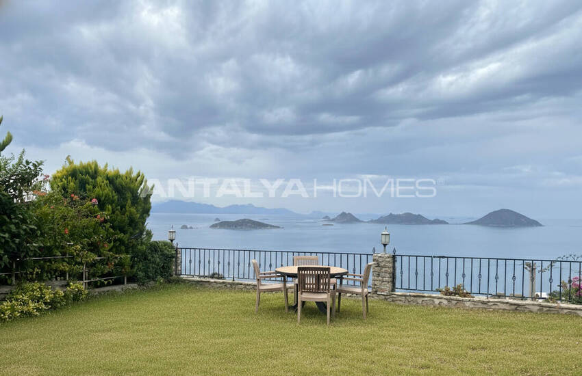 Sea-view Villa in a Complex with Private Beach in Bodrum