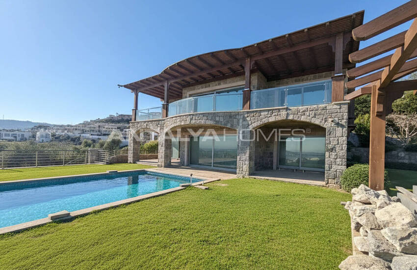 Elegant House with Marina Views in Bodrum Yalıkavak 2