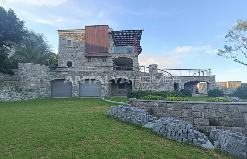 Elegant House with Marina Views in Bodrum Yalıkavak 4