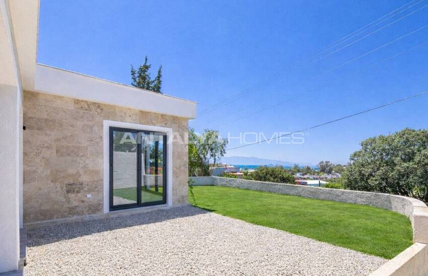 Single-story Villas Near the Beach in Bodrum Kadıkalesi 2