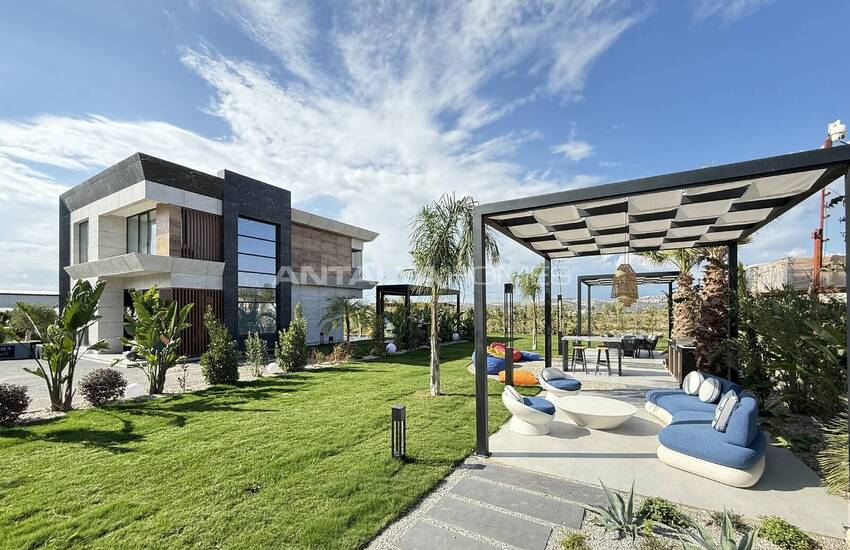 Muğla Milas'ta Özel Koy Kullanımlı Deniz Manzaralı Villalar 5