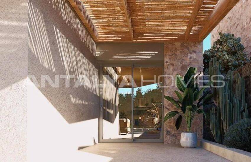 Bodrum Gümüşlük'te Geniş ve Aydınlık Havuzlu Villalar 6