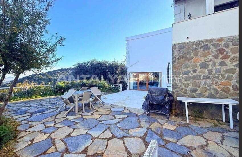 Sea-view Villa Near the Marina in Bodrum Yalıkavak 3