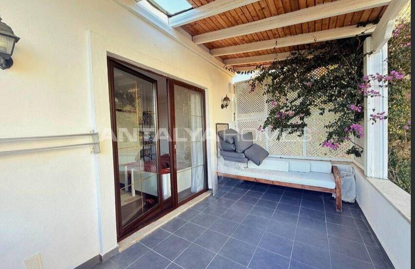 Sea-view Villa Near the Marina in Bodrum Yalıkavak 4