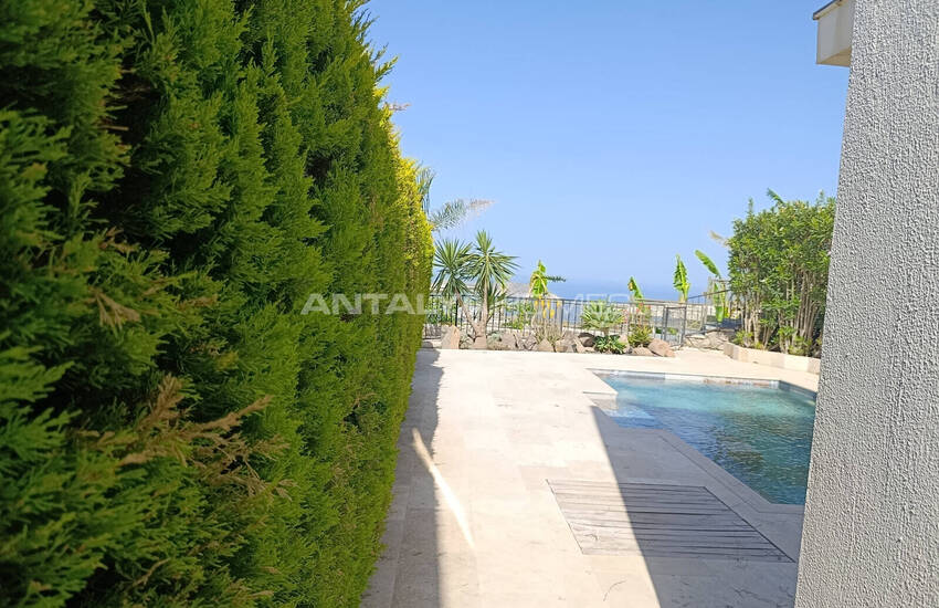 Furnished 3-bedroom Villa with Pool in Bodrum Turkey 6