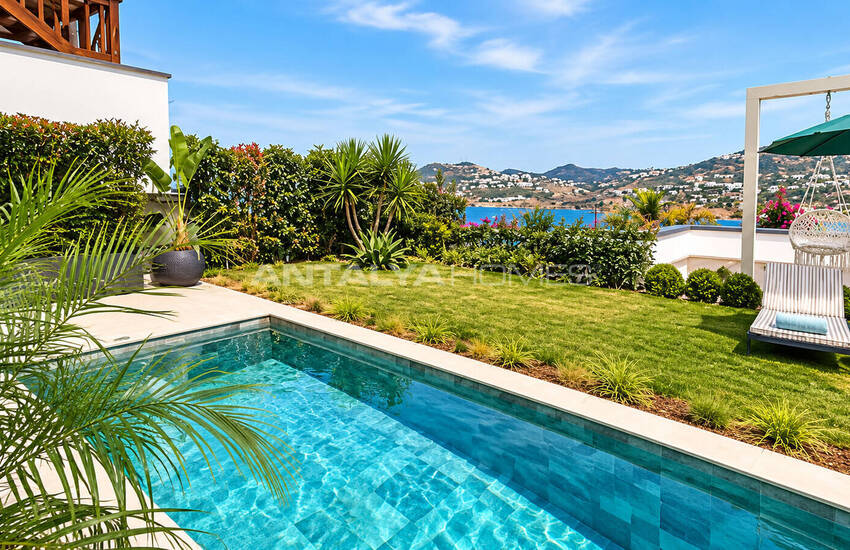 Detached Villas for Sale with Sea Views in Bodrum Muğla 4