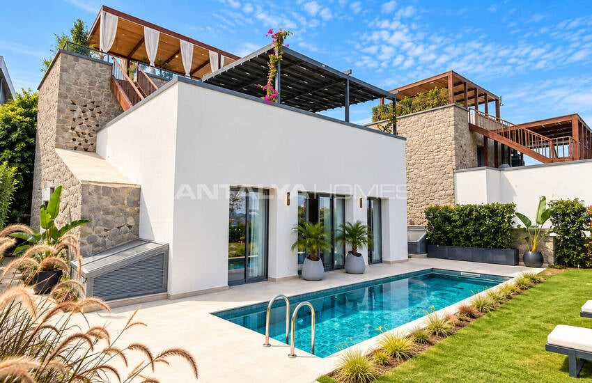 Detached Villas for Sale with Sea Views in Bodrum Muğla 2