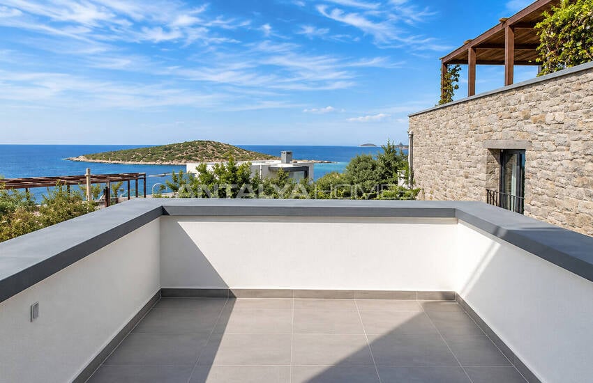 Detached Villas for Sale with Sea Views in Bodrum Muğla 19