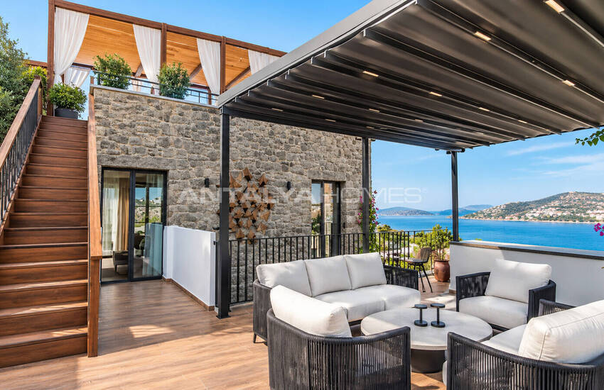 Detached Villas for Sale with Sea Views in Bodrum Muğla 12