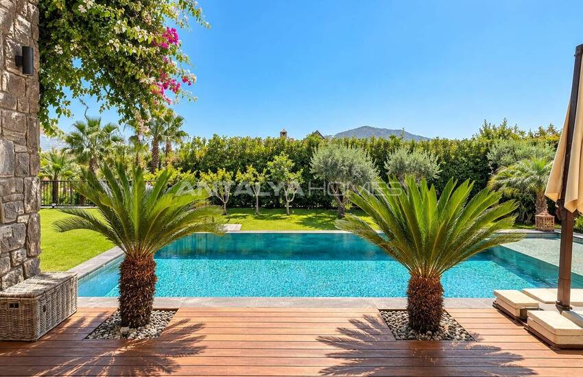 Bodrum'da Özel Havuzlu Şık Tasarımlı Malikane 7