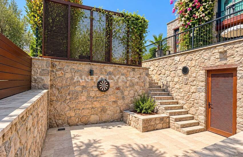 Bodrum'da Özel Havuzlu Şık Tasarımlı Malikane 16