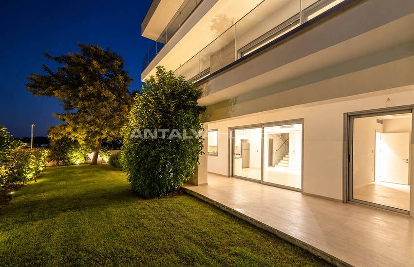 Specious Detached Villa for Sale with Sea View in Bodrum 10