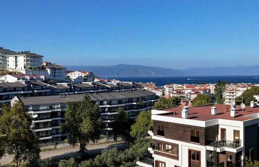Key-ready Real Estate with Sea View in Bursa Mudanya 1