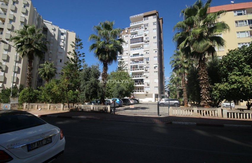 شقة مشمسة مع تصميم داخلي فاخر في أنطاليا 2