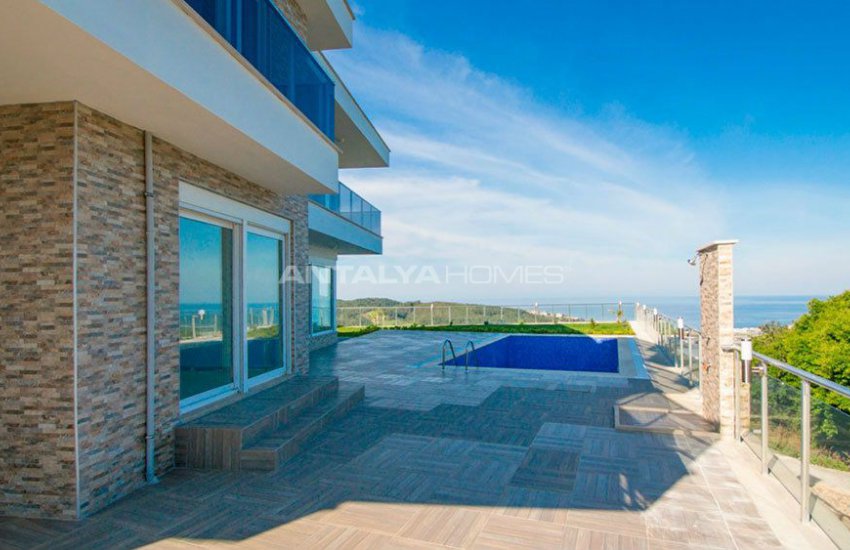 Luxury Detached Villa in Alanya with Sea View 2