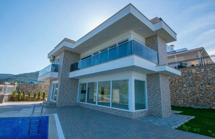 Luxury Detached Villa in Alanya with Sea View 1