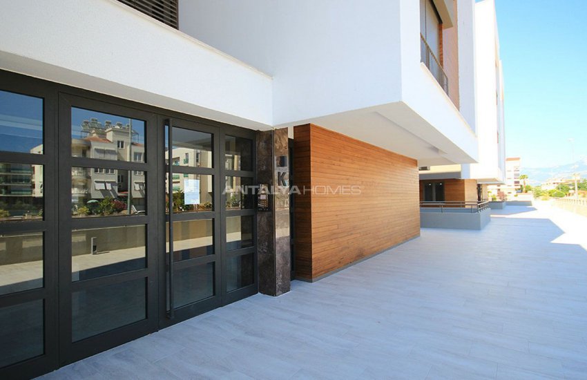 شقق حديثة للشراء في كونيالتي 13