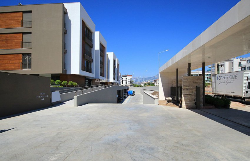 شقق حديثة للشراء في كونيالتي 14