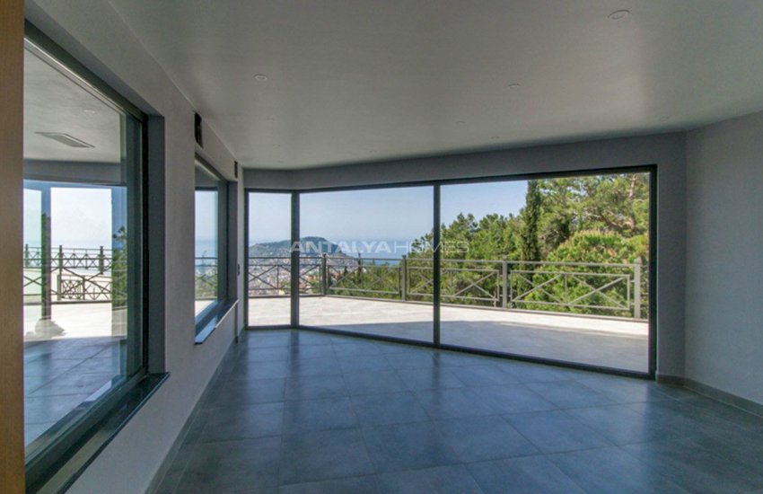 املاک لوکس در مرکز آلانیا احاطه شده با طبیعت 11