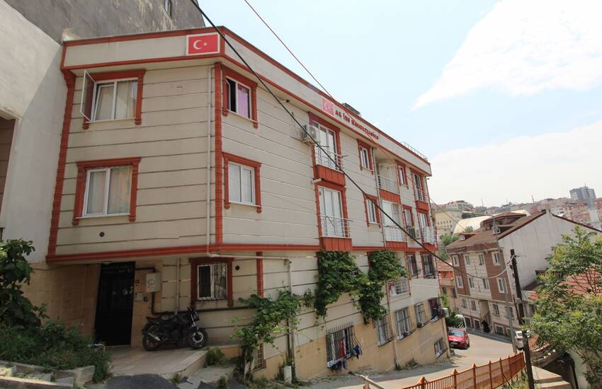 Gut Gelegene Wohnung Mit Natur- Und Stadtblick In Istanbul 1