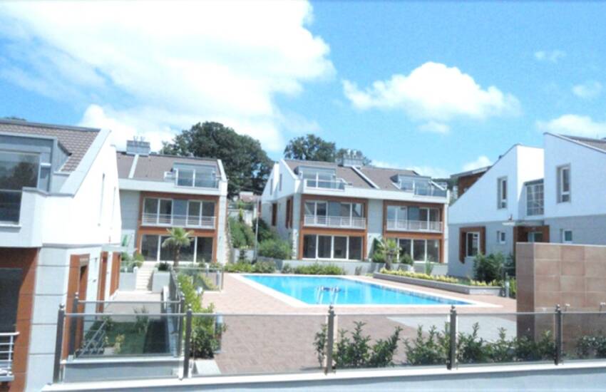 Ready to Move Private and Twin Houses in Sarıyer