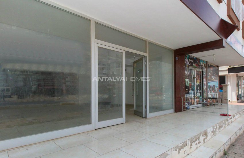 Commercial Real Estate in a Developing Area of Antalya 2