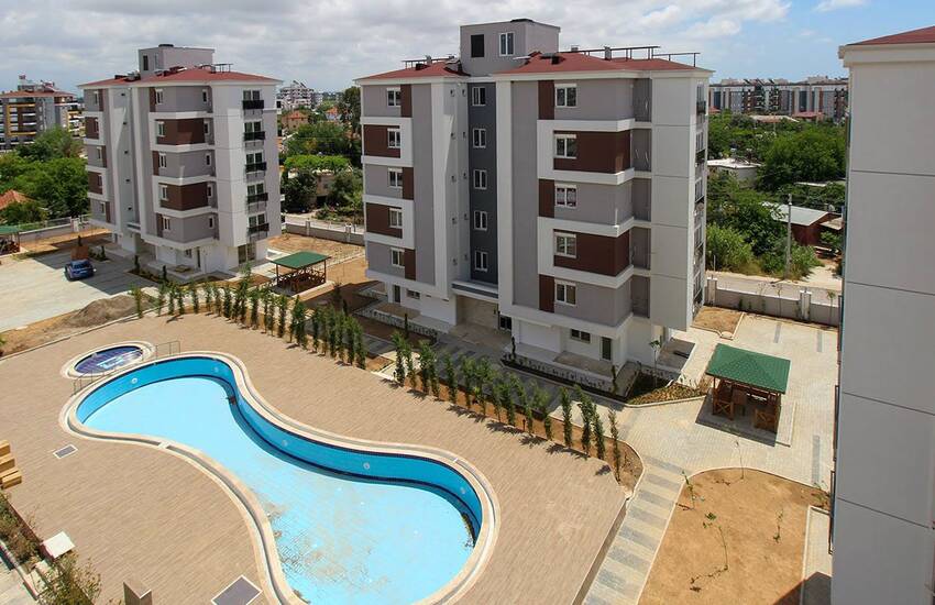 New-built Apartments with Elegant Design in Kepez 1