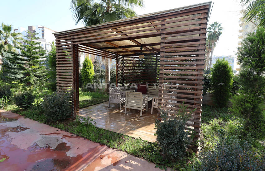 شقة في مجمع به مسبح بالقرب من الشاطئ في مرسين توموك 8