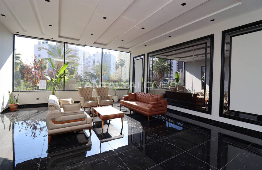 شقة في مجمع به مسبح بالقرب من الشاطئ في مرسين توموك 13