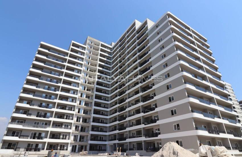 Brand New Properties with Pool and Garden in Mersin Erdemli 3