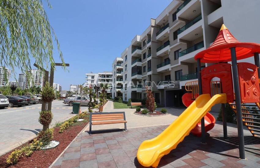 Real Estate in a Complex with a Pool Near the Sea in Tömük, Mersin 5