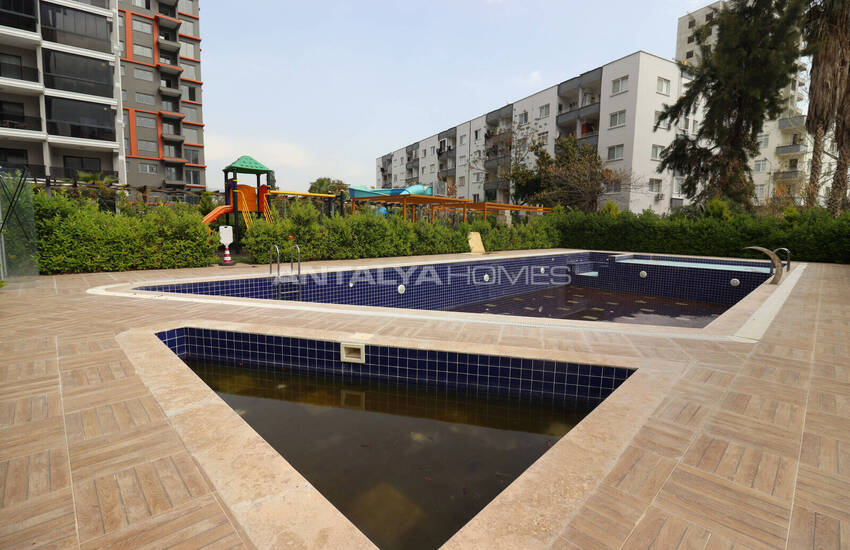 آپارتمان نوساز با استخر در مرسین اردملی 11
